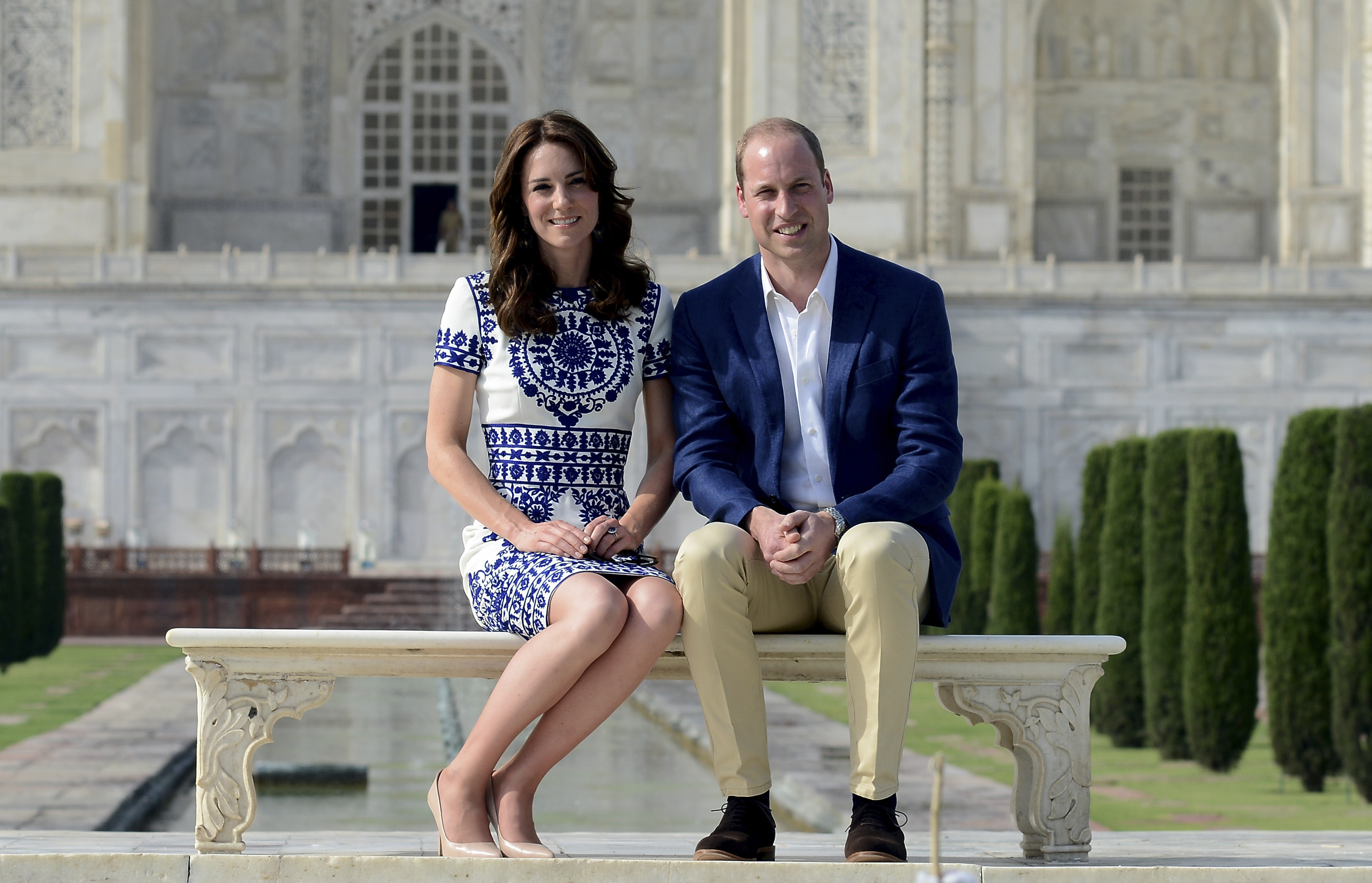 Kate and William pose in the same spot as Diana did over a decade ago. Photo / AP